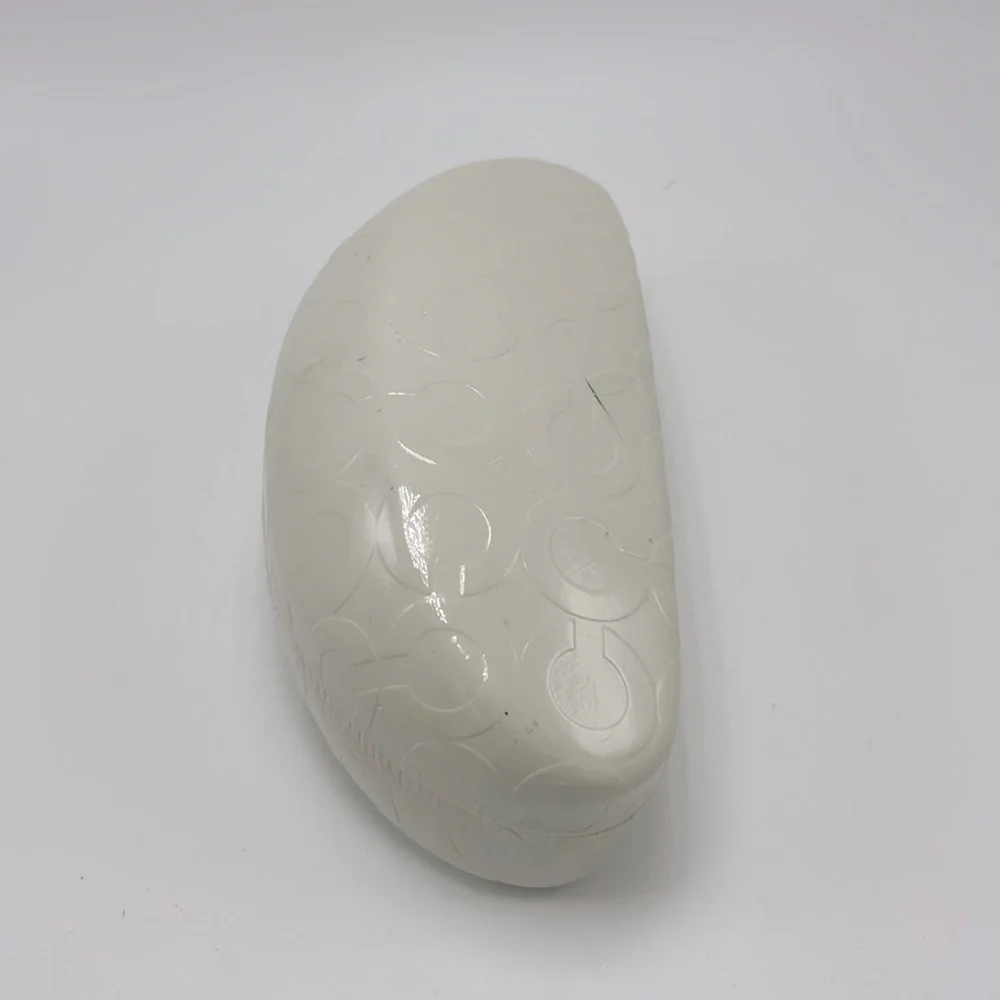 Coach Hard Clamshell Sunglasses Sunglass Case Cream Colored